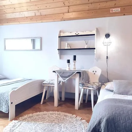 Hotel Podkowa Myślenice Esterno foto