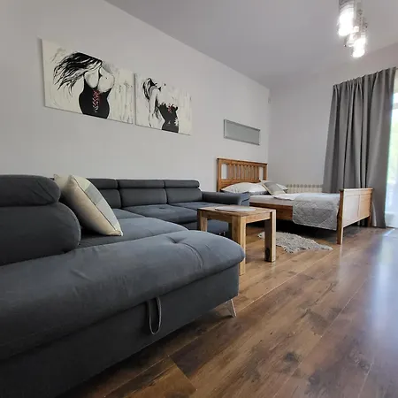 Hotel Podkowa Myślenice Esterno foto